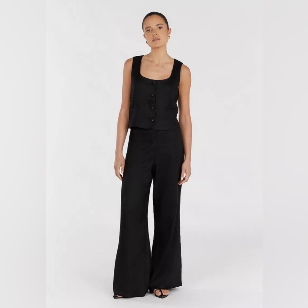 Dissh Women’s Black Linen Pants. “Flick” Size 2. NWT